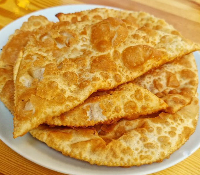 Tatarların Efsane Böreği Çiğ Börek Tarifi - 1