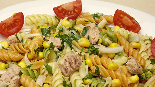 Sebzeli Makarna Salatası Tarifi - 2