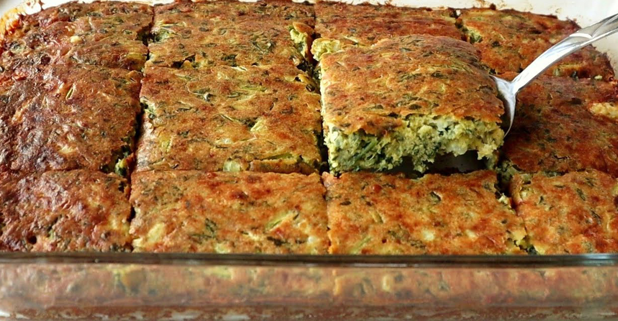 Yarım Su Bardağı Un İle 1 Tepsi Ispanaklı Çörek Tarifi - 1