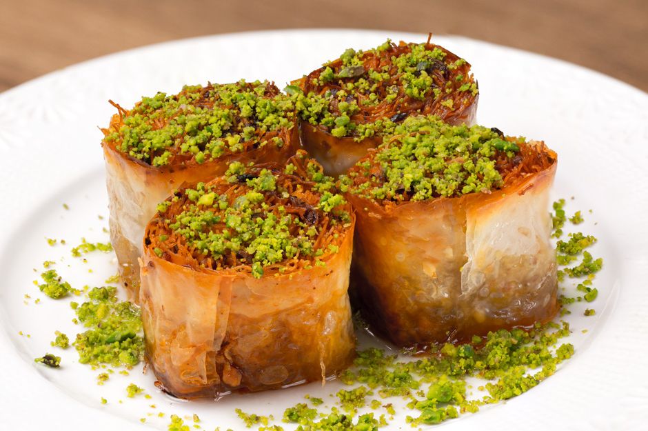 Baklava Yufkasından Kadayıf Sarma Tarifi - 4