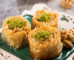 Baklava Yufkasından Kadayıf Sarma Tarifi - 2