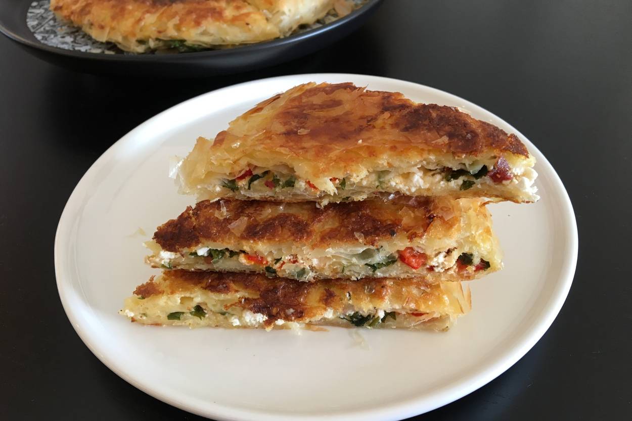 Baklavalık Yufkadan Tava Böreği Tarifi - 2