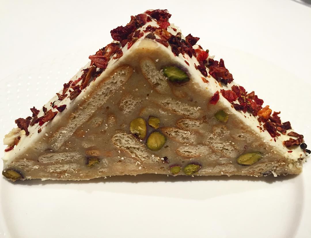 Beyaz Çikolatalı Mozaik Pasta Tarifi - 1