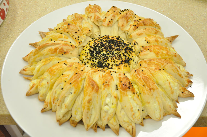 Çiçek Poğaça Tarifi - 3