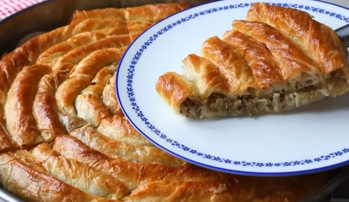 4 Yufkayla 1 Tepsi Patatesli Çıtır Börek Tarifi - 1