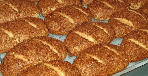 Bol Susamlı Simit Poğaça Tarifi