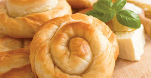 El Açması Peynirli Börek Tarifi