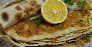 Ev Yapımı Lahmacun Tarifi