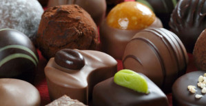 İki Renkli Bayram Çikolatası Tarifi