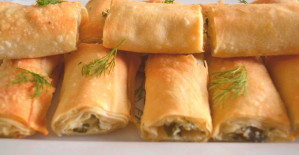 Peynirli Unlu Çıtır Börek Tarifi