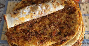 Ev Yapımı Tavada Lahmacun Tarifi