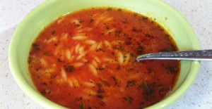 Domatesli Şehriye Çorbası
