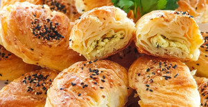 Sodalı Midye Börek Tarifi