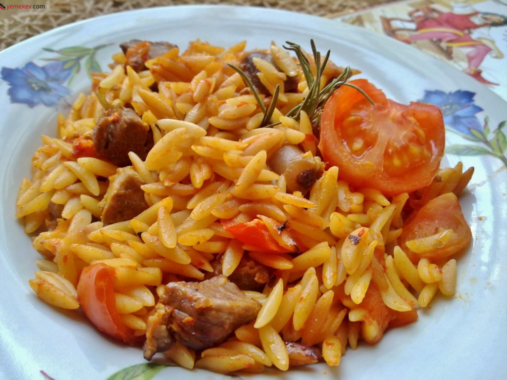 Etli Şehriye Pilavı Tarifi - 7