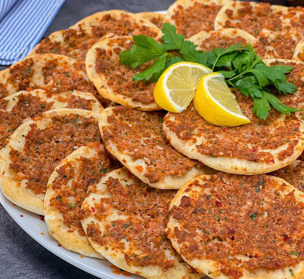 Ev Yapımı Fındık Lahmacun Tarifi - 1