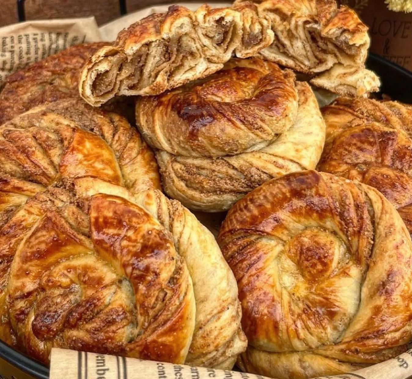 Tam Ölçüsü İle Muhteşem Haşhaşlı Çörek Tarifi - 1