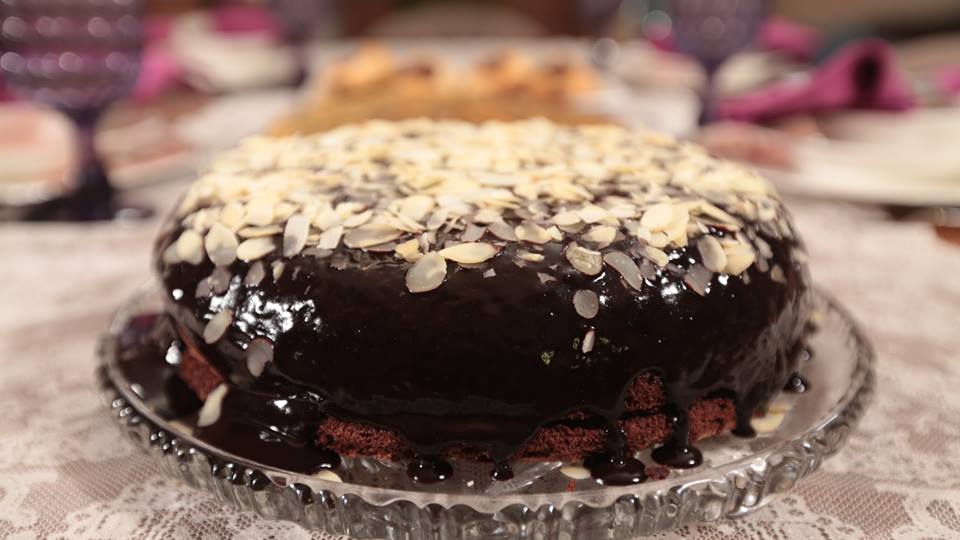 Çikolatalı Muzlu Kümbet Pasta Tarifi - 1