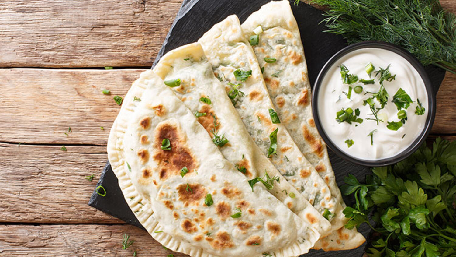 Ispanaklı El Açması Katmer Börek Tarifi - 7