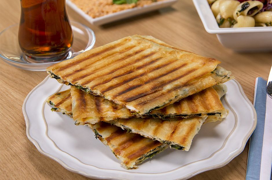 Tost Makinesinde Ispanaklı Gözleme Tarifi - 1