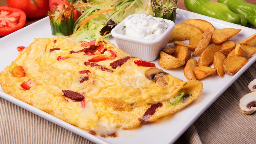 Karışık Omlet Tarifi - 6