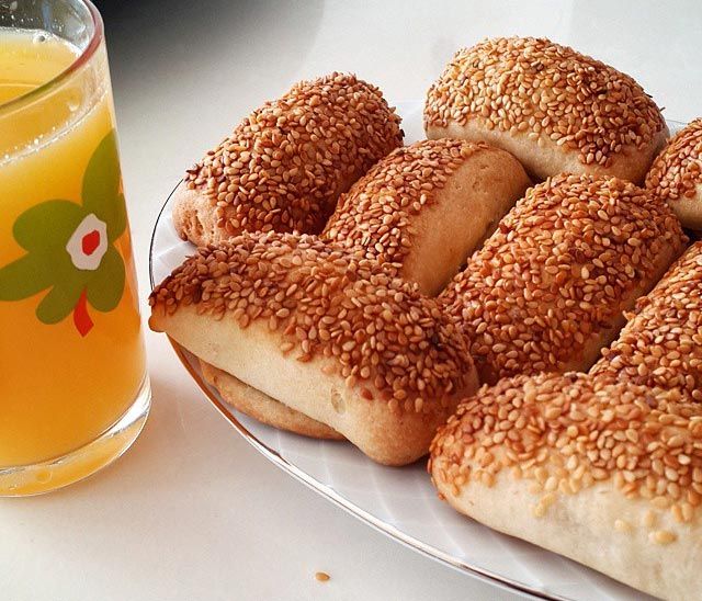 Kaşarlı Sucuklu Simit Poğaça Tarifi - 4