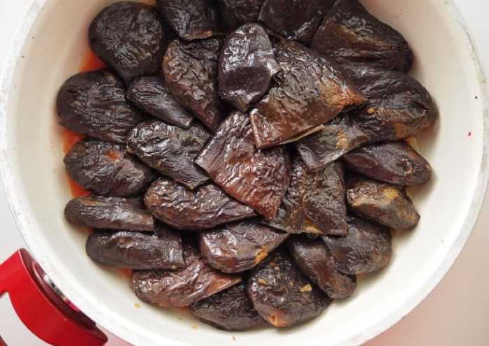 Kuru Patlıcan Dolması Tarifi - 3