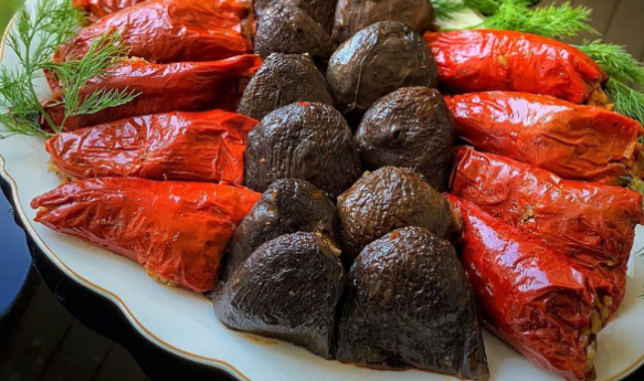 Antep Usulü Kuru Patlıcan ve Biber Dolma Tarifi - 2