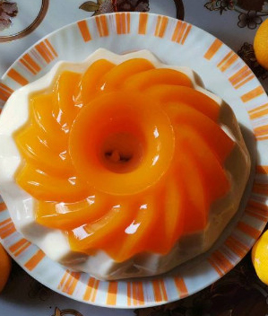 Mandalina Soslu Sütlü Tatlı Tarifi - 1