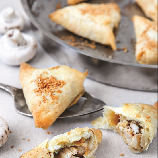 Mantarlı Tavuklu Börek Tarifi - 3