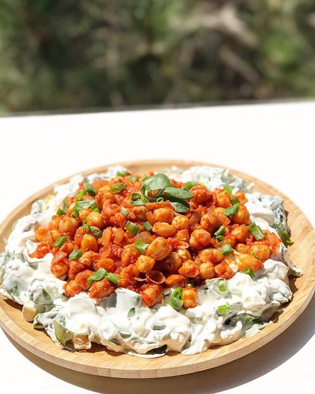 Nohutlu Yoğurtlu Semizotu Salatası Tarifi - 5