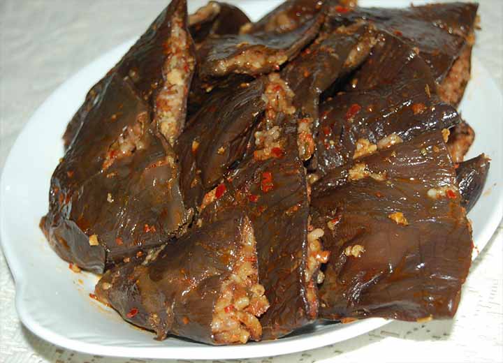 Zeytinyağlı Kuru Patlıcan Dolması - 9