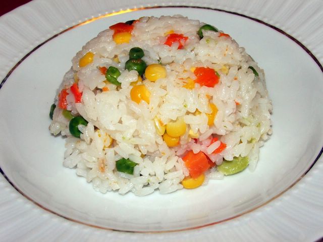 Sebzeli Pirinç Pilavı Tarifi - 3