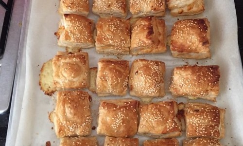 Susamlı Börek Tarifi - 1