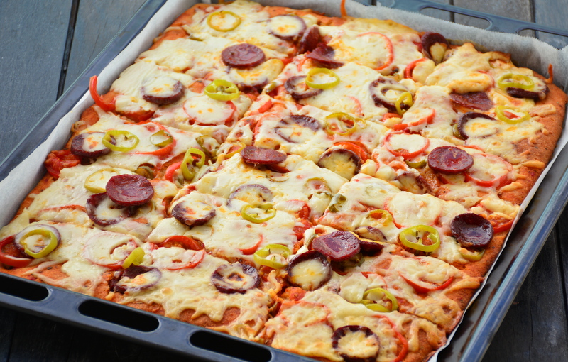 Tepsi Pizzası Tarifi - 7