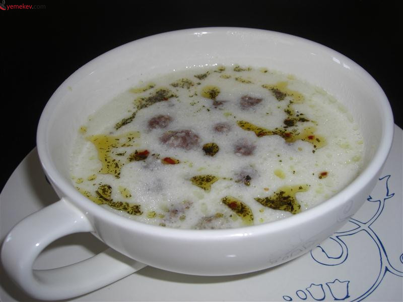 Köfteli Yoğurt Çorbası Tarifi - 4