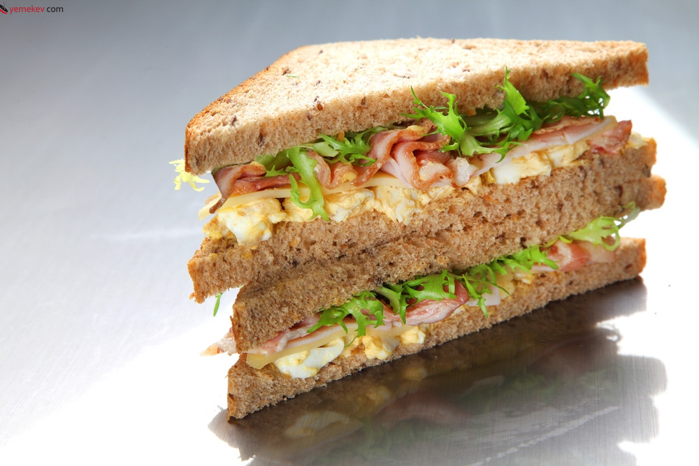 Kulüp Sandviç (Club Sandwich) Tarifi - 5