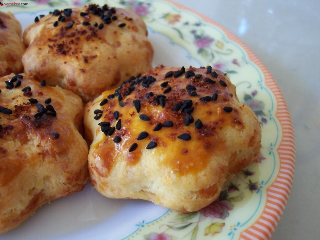 Sirkeli Tuzlu Kurabiye Tarifi - 2
