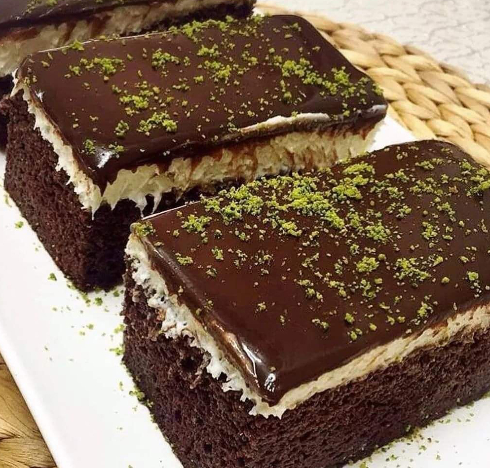 Pasta Tadında Çikolatalı Kek Tarifi - 1