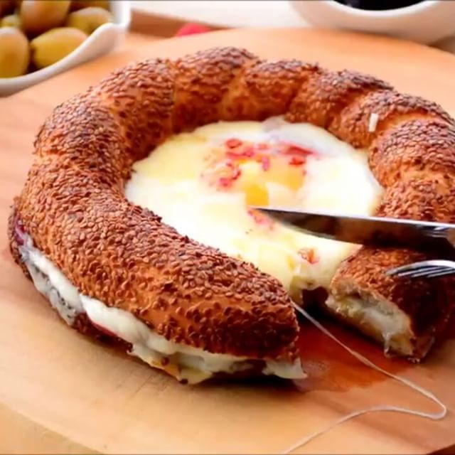 Yumurtalı Kaşarlı Simit Tava Tarifi - 2