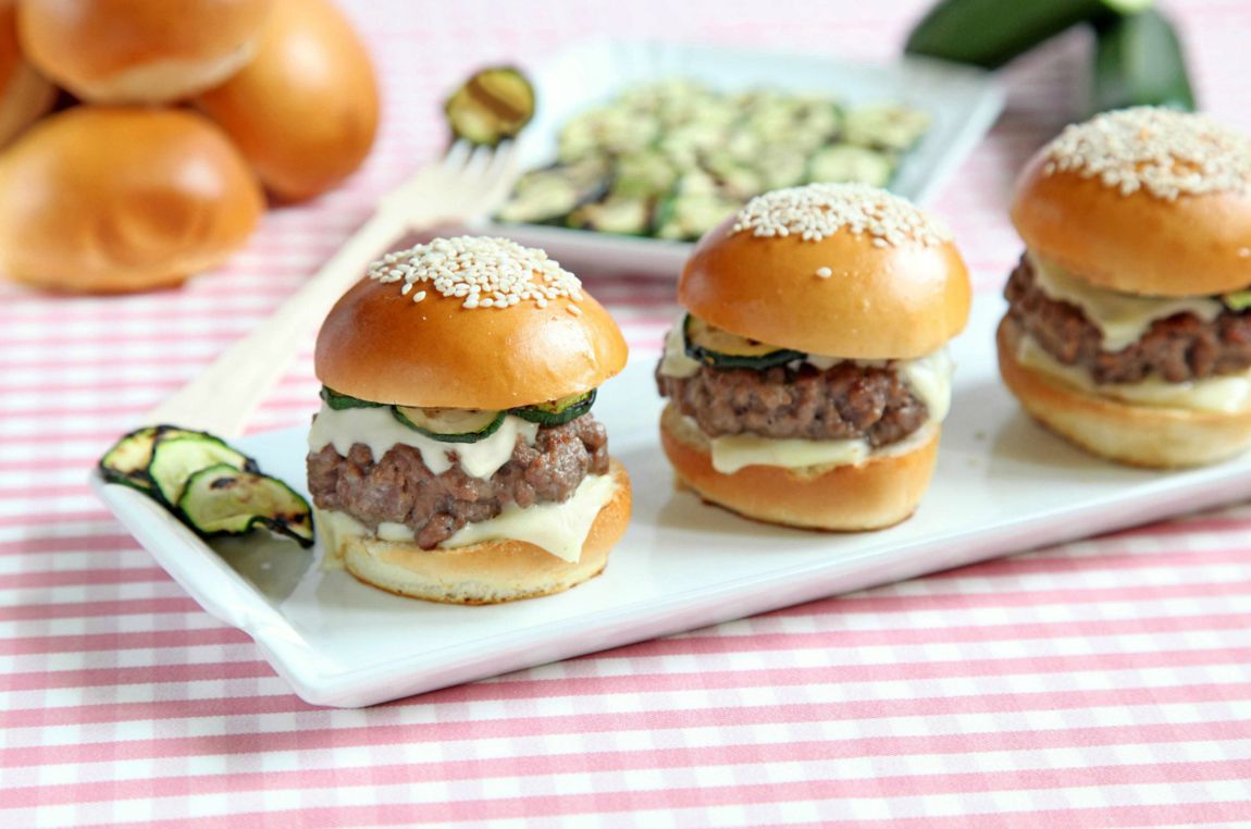 Mini cheeseburger tarifi Mini cheeseburger tarifi